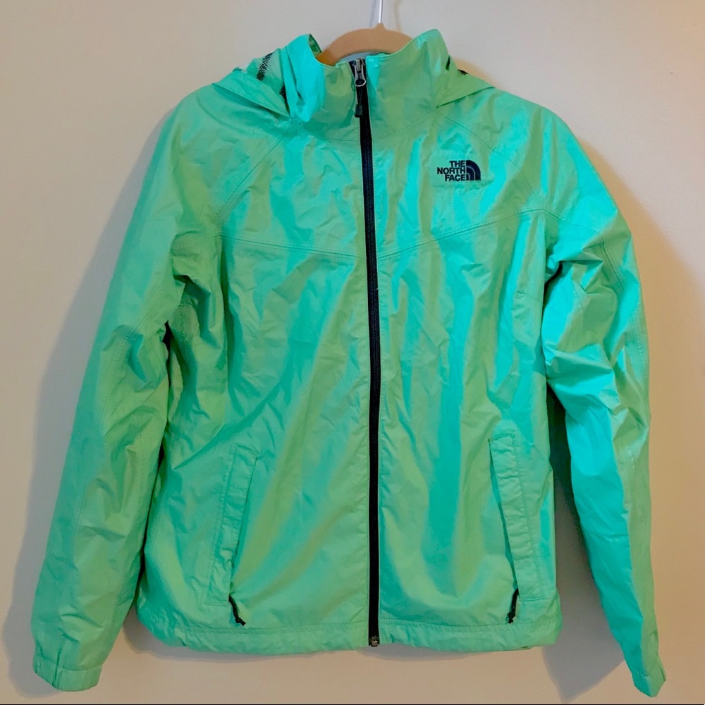 Women’s North Face Hyvent Rain Jacket.